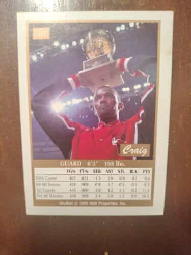 40-1990-craig-hodges-holding-gold-chicago-bulls-skybox-excellent-condition
