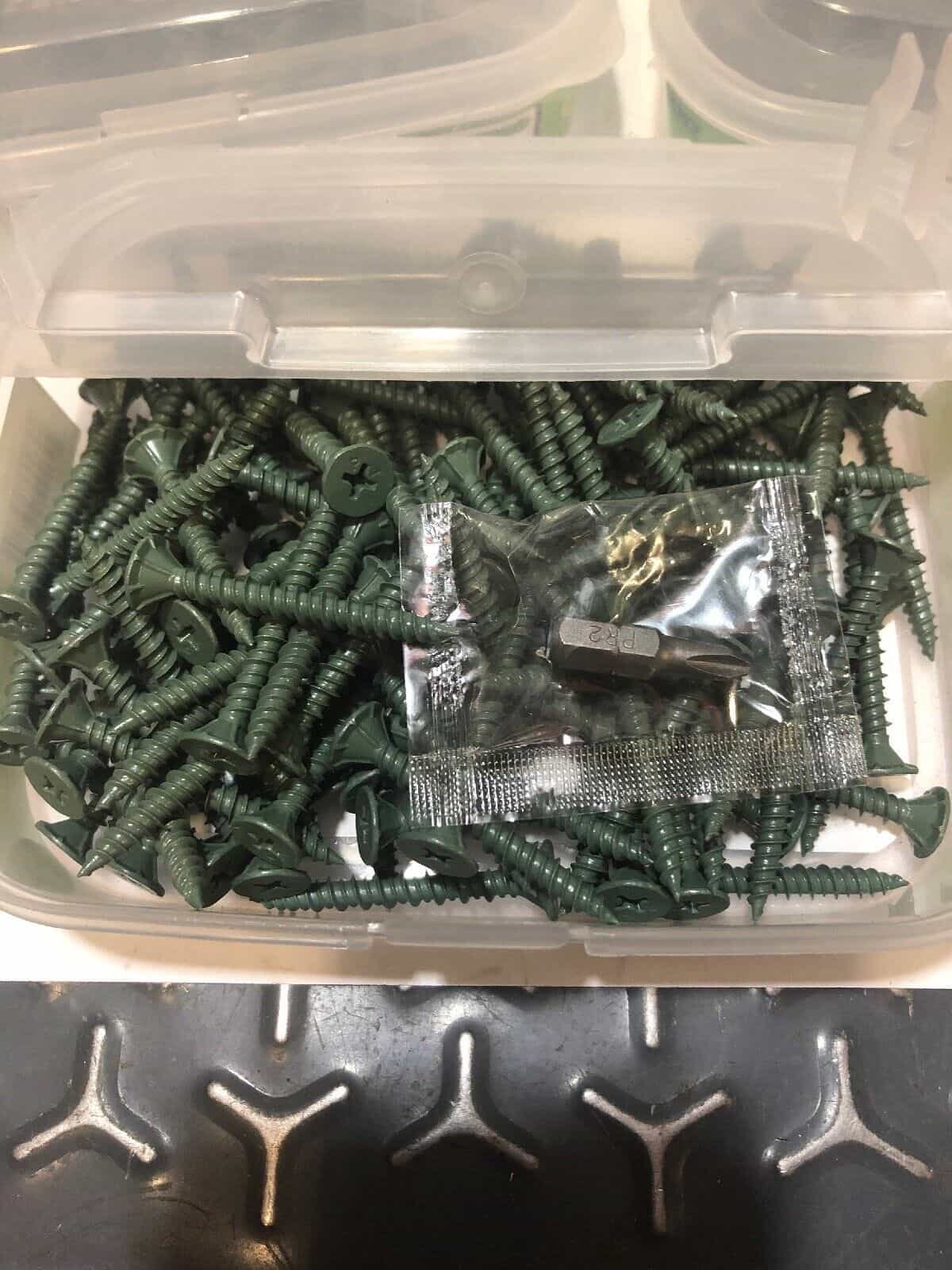 pro-twist-cb1585-8-x-1-5-8-inch-spade-point-with-nibs-cement-board-screws-5-lb