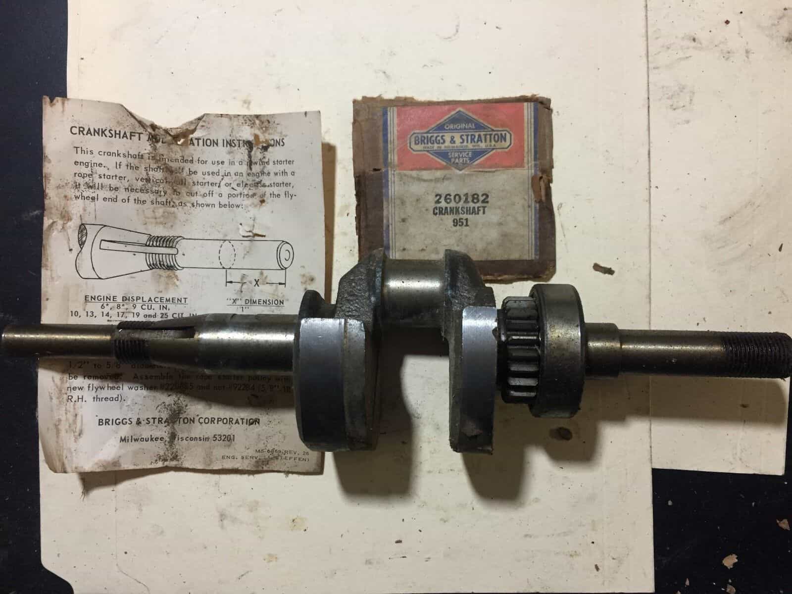 Briggs & Stratton 260182/807586 OEM Crankshaft  Discontinued Item