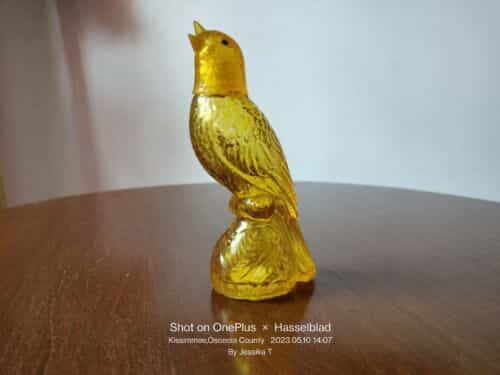 1970s AVON GOLDEN Yellow CANARY BIRD Moonwind COLOGNE- EMPTY DECANTER- 20379