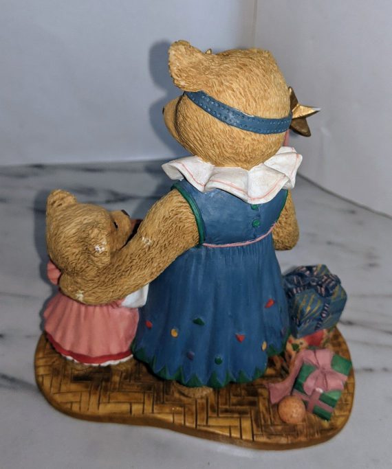 department-56-upstairs-downstairs-bears-alice-bosworth-christmas-themed