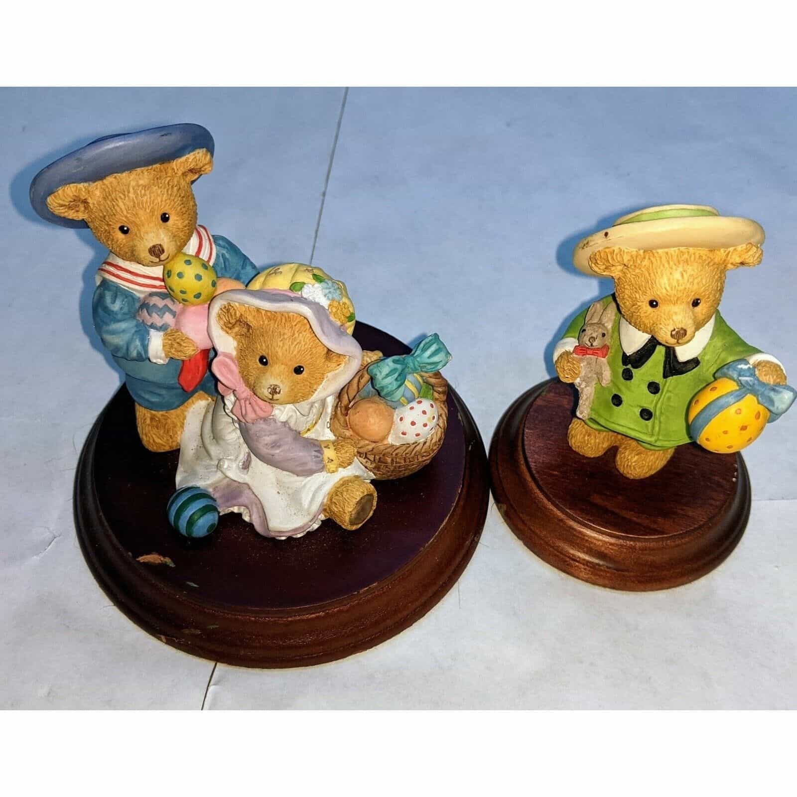 Department 56 Upstairs Downstairs Bears Set of Easter Themed