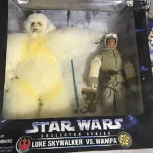 Star Wars Luke Skywalker vs. Wampa Collectors Series 12″ Action Figure New 1997
