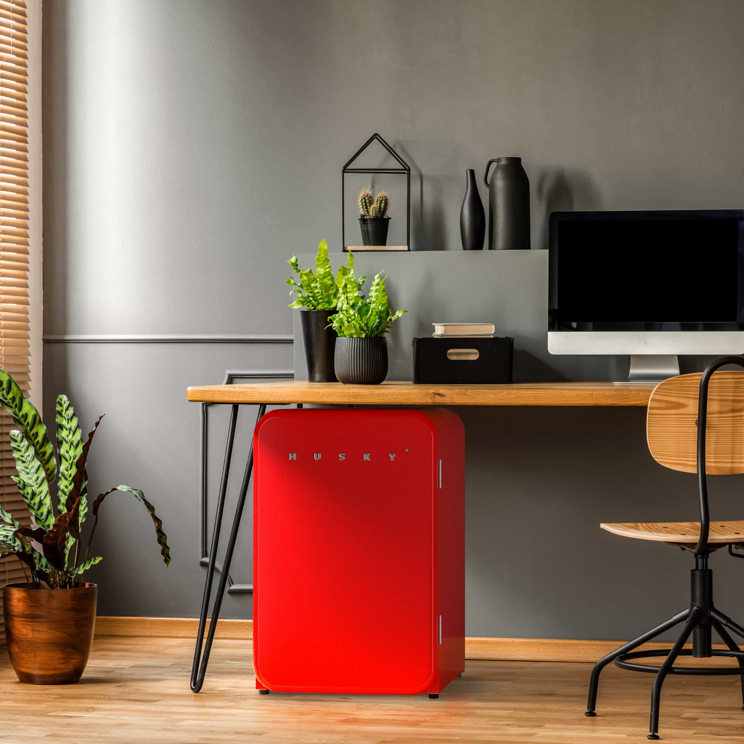 snowlion-106l-premium-retro-style-3-74-c-ft-under-counter-freestanding-mini-fridge-in-red