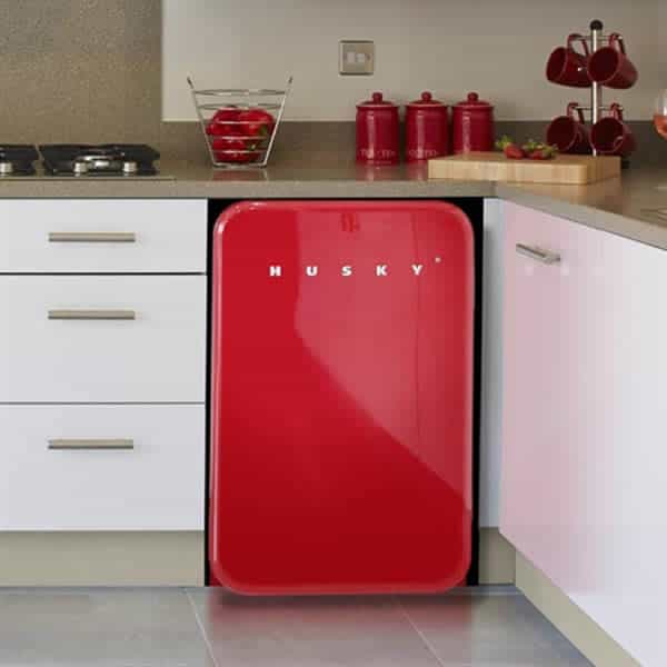 snowlion-106l-premium-retro-style-3-74-c-ft-under-counter-freestanding-mini-fridge-in-red