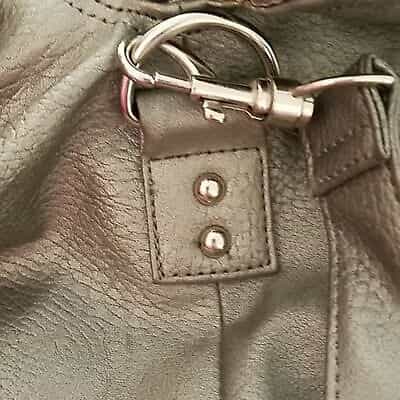 silver-hobo-bag-purse