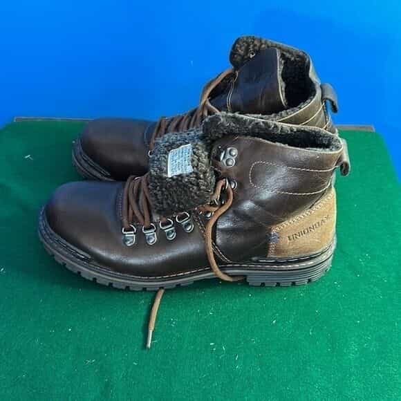 unionbay-brown-faux-fur-lined-lace-up-hiking-boots-size-10