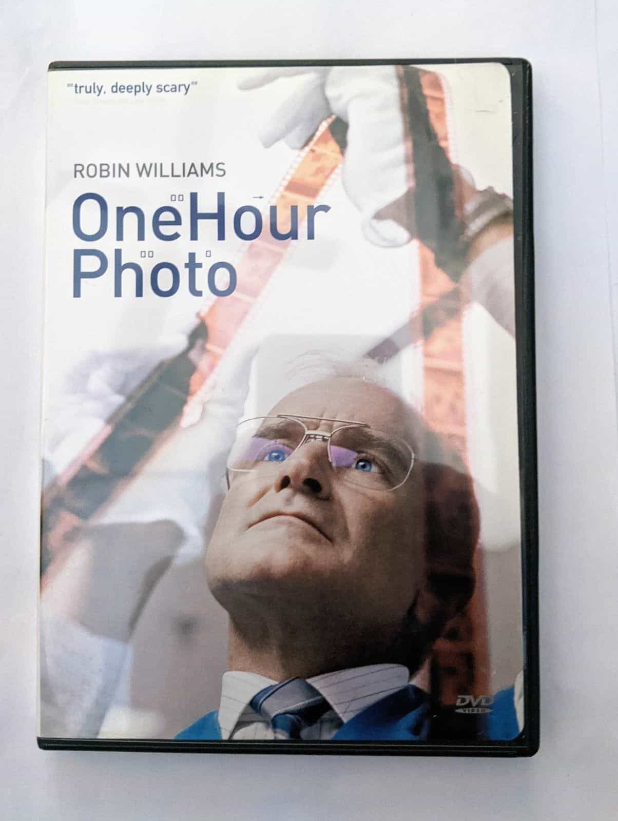 One Hour Photo DVD Movie – Widescreen Edition