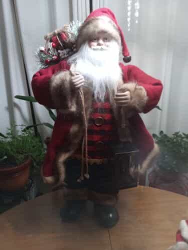 26″ Woodland Santa With Lantern Christmas