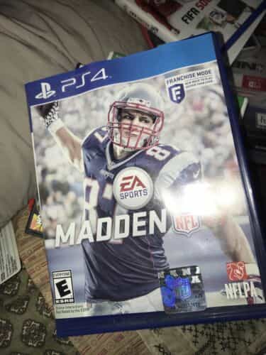 Madden NFL 17 (Sony PlayStation 4, 2016)