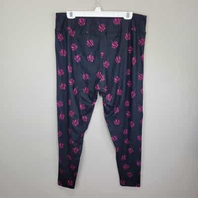 dren-designs-offensive-gesture-poly-spandex-ankle-leggings-extended-plus-size