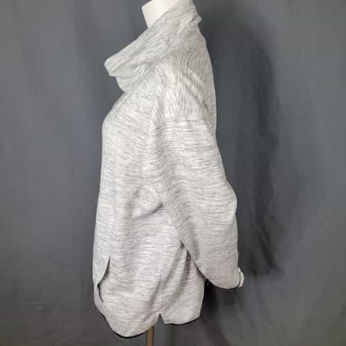 tek-gear-heather-gray-mock-neck-kangaroo-pocket-pullover-sweatshirt