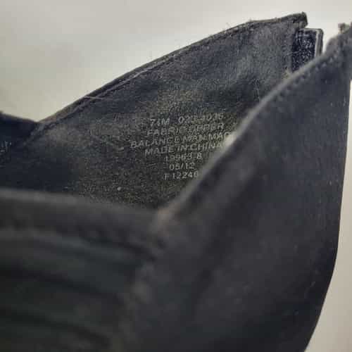 jacqueline-ferrar-black-ruffle-zipper-back-stiletto-heels-size-7-5m