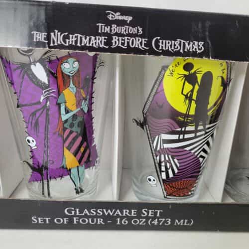 disney-tim-burtons-the-nightmare-before-christmas-glassware-set