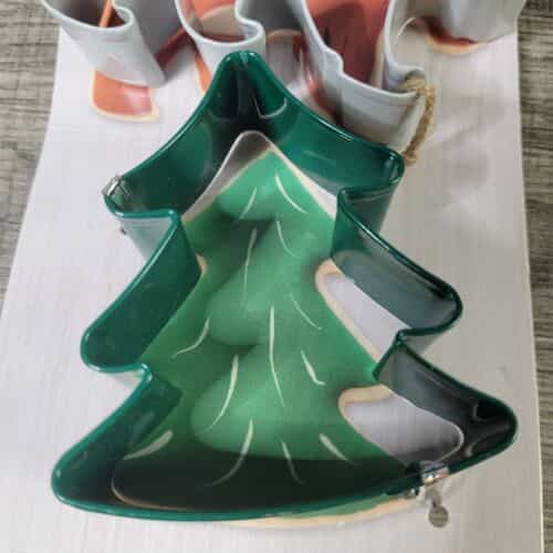 2019-wilton-wilderness-metal-cookie-cutter-set