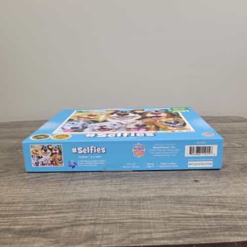 selfies-goofy-grins-2018-200-piece-jigsaw-puzzle