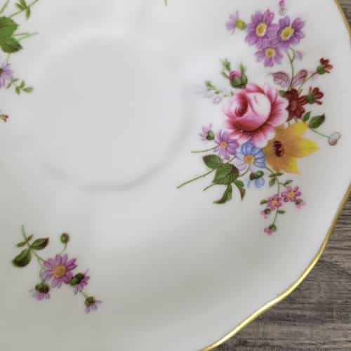 royal-crown-bone-china-derby-poisies-saucer