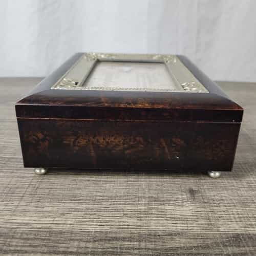 cottage-garden-confirmation-photo-frame-music-box