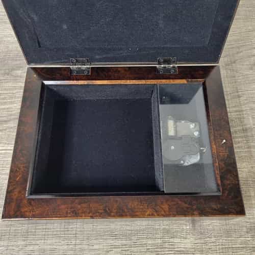 cottage-garden-confirmation-photo-frame-music-box