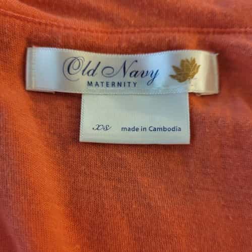 old-navy-ruffled-collar-side-tie-sleeveless-blouse