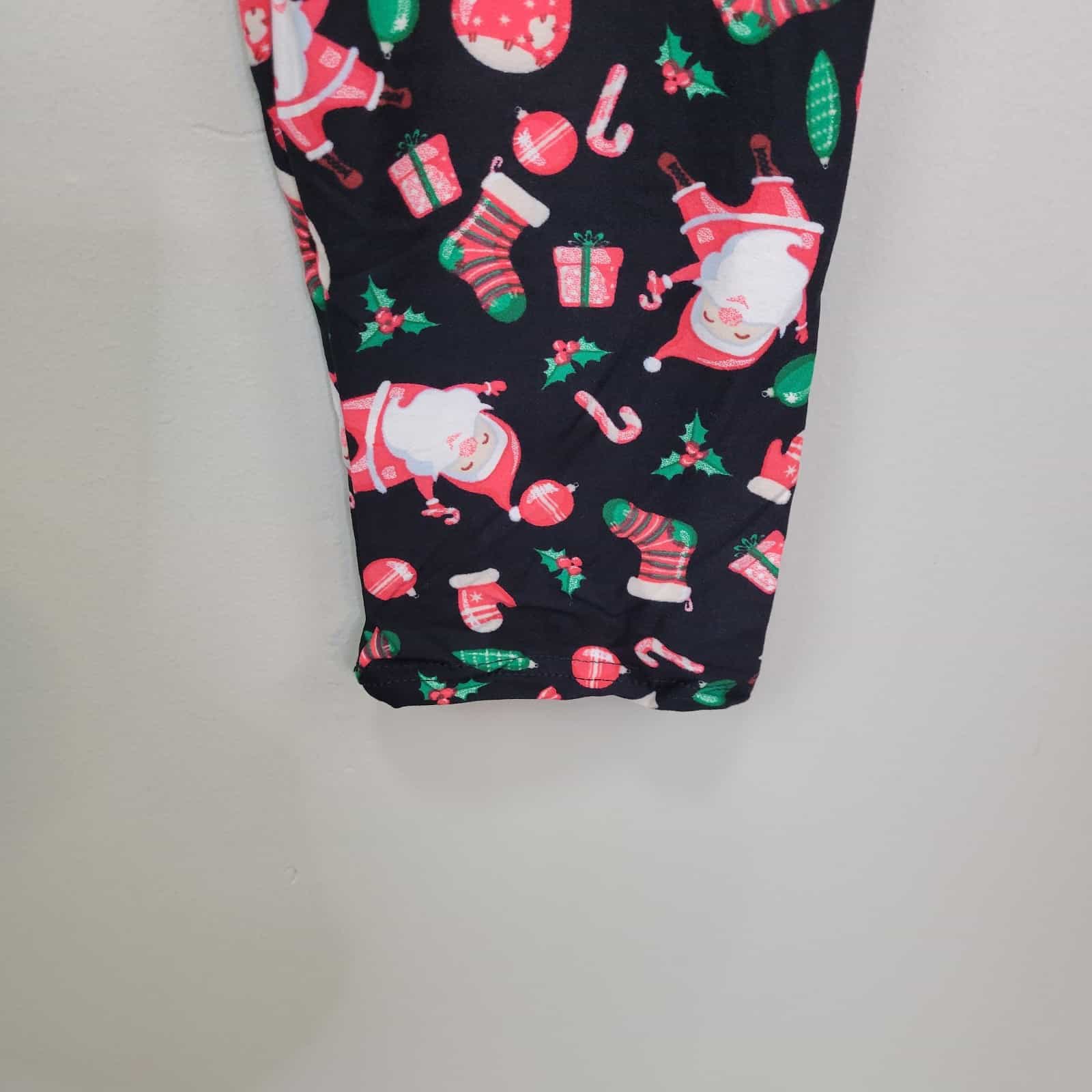 lovely-boutique-whimsical-santa-print-polyester-spandex-ankle-leggings-plus-size