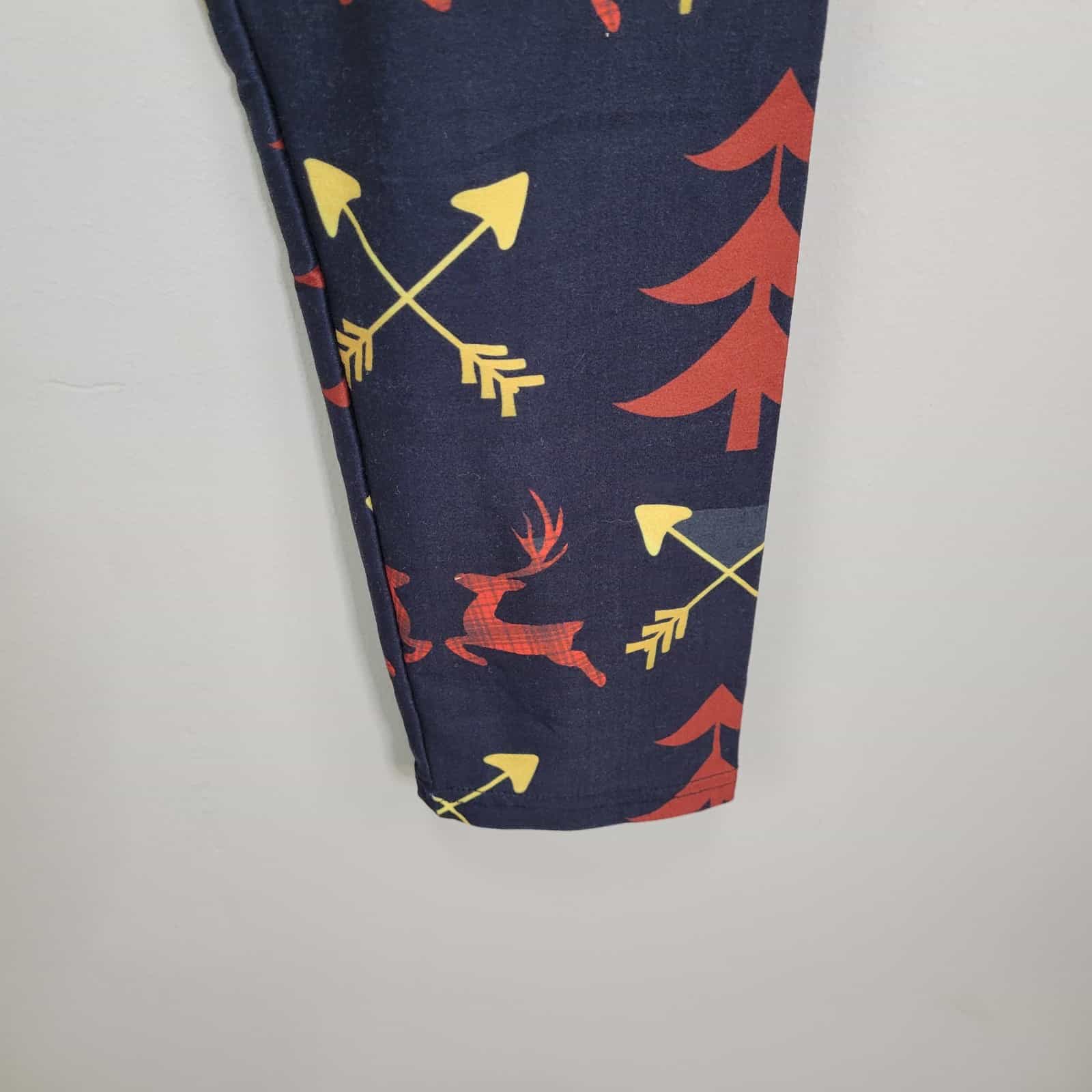 tlm-plaid-reindeer-polyester-spandex-ankle-leggings-tall-and-curvy