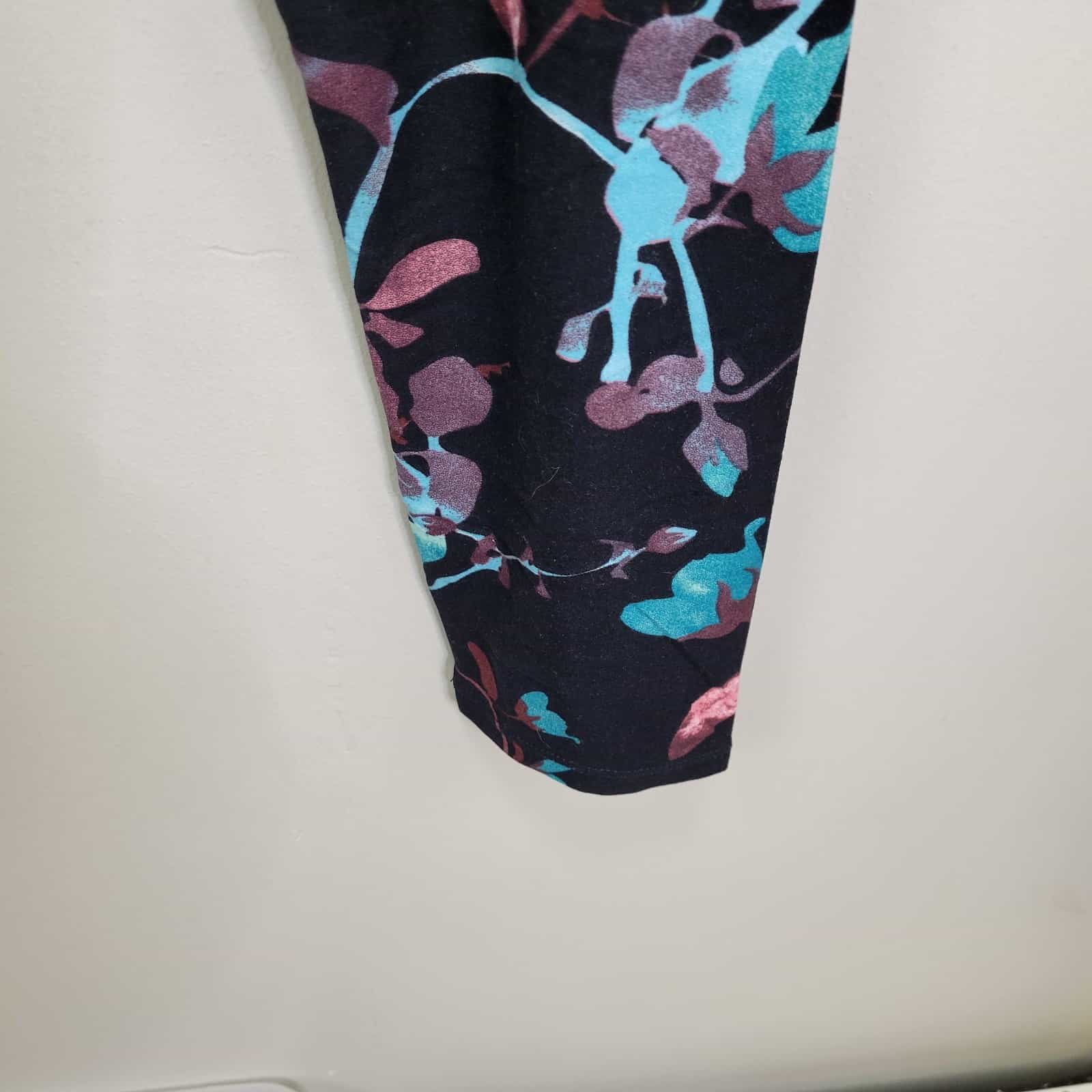 watercolor-floral-print-polyester-spandex-ankle-leggings-plus-size
