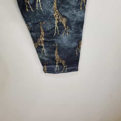 dren-designs-giraffe-print-polyester-spandex-ankle-leggings-curvy-plus-size