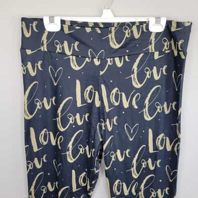 dren-designs-black-and-gold-love-poly-spandex-ankle-leggings-curvy-plus-size