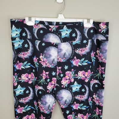 dren-designs-moon-and-stars-polyester-spandex-ankle-leggings-extended-plus-size