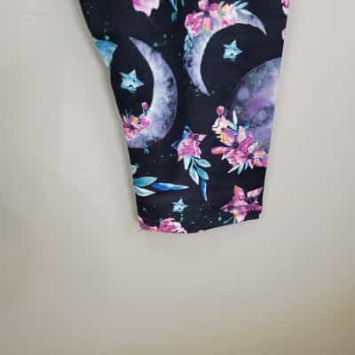 dren-designs-moon-and-stars-polyester-spandex-ankle-leggings-extended-plus-size