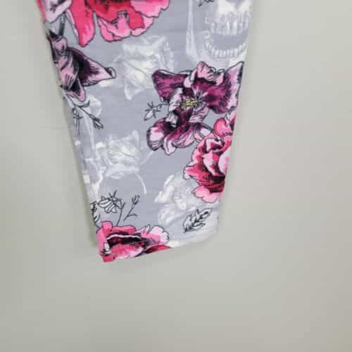 new-mix-skulls-pink-flowers-polyester-spandex-ankle-leggings-one-size-fits-all