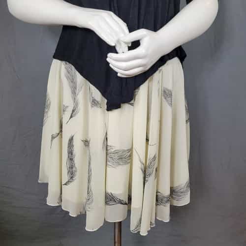 for-cynthia-creme-colored-lined-feather-print-half-zip-short-skirt-size-l