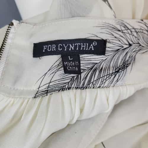 for-cynthia-creme-colored-lined-feather-print-half-zip-short-skirt-size-l