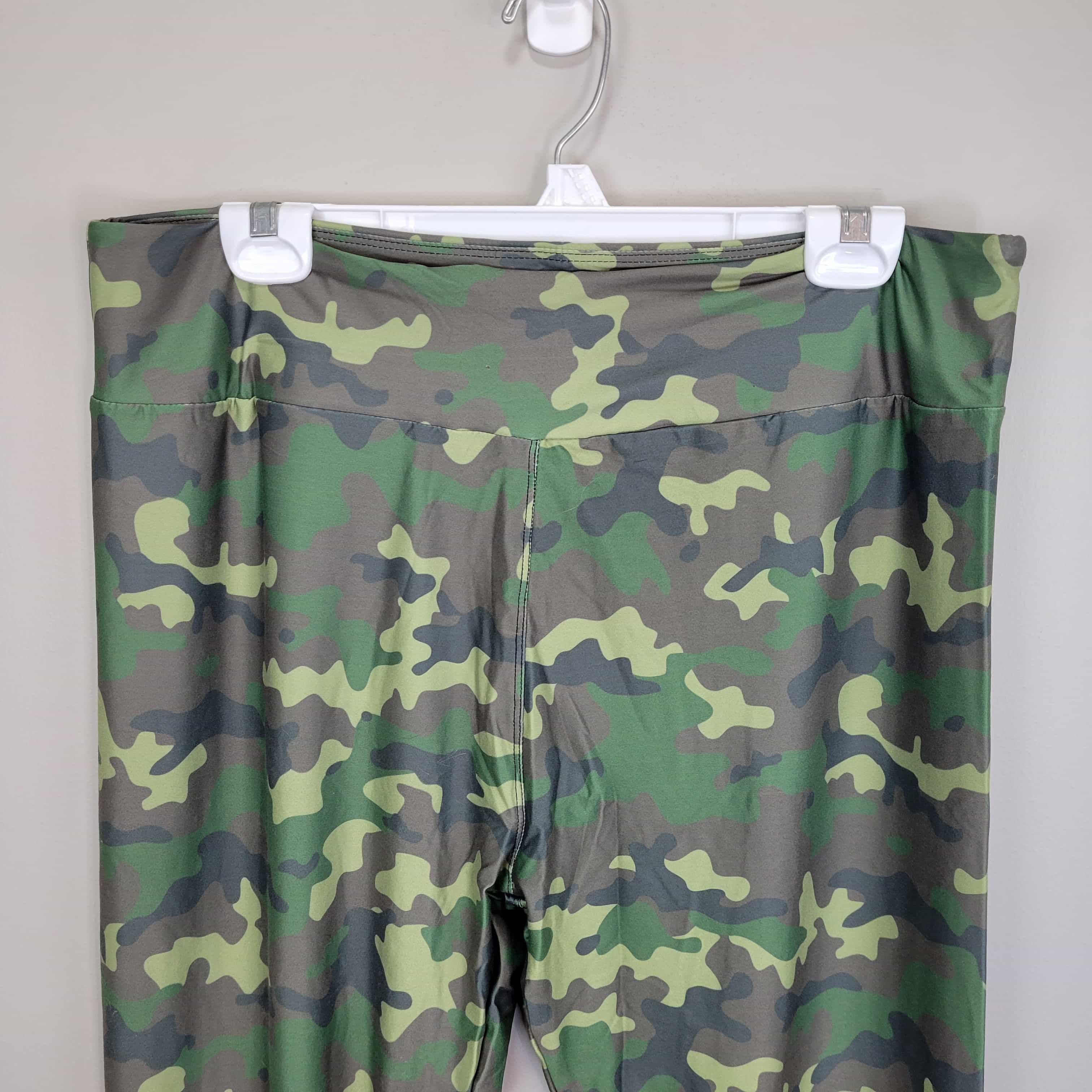 green-camouflage-polyester-spandex-ankle-leggings-extra-tall-and-curvy