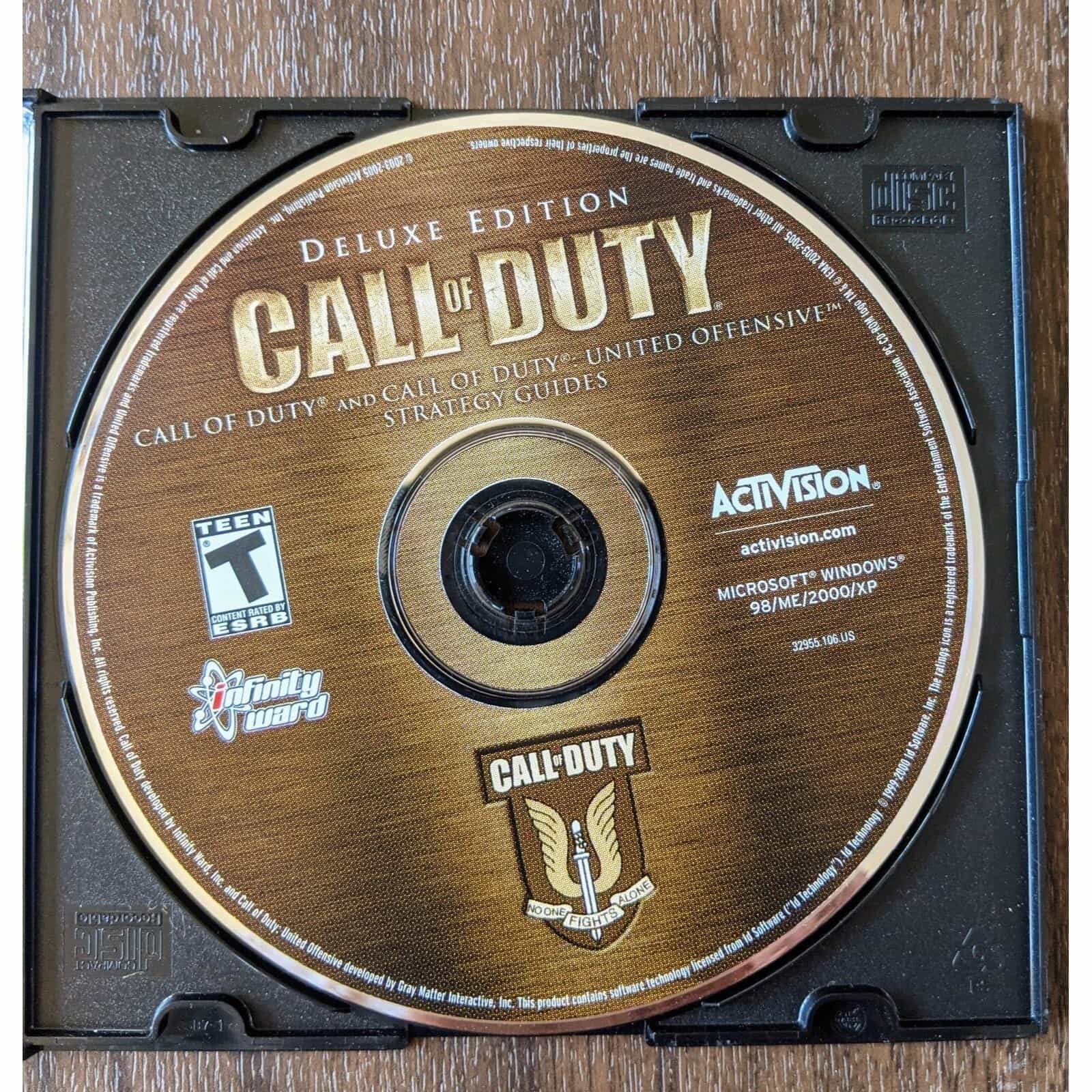 call-of-duty-deluxe-edition-strategy-guides-disc-pc-game