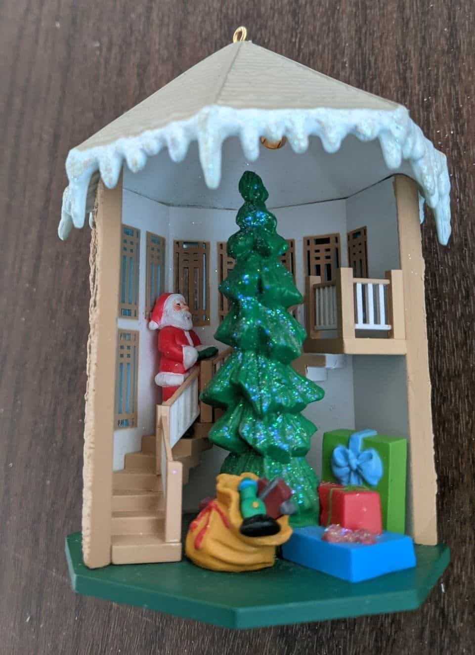 Hallmark Keepsake Ornament Magic - 1996