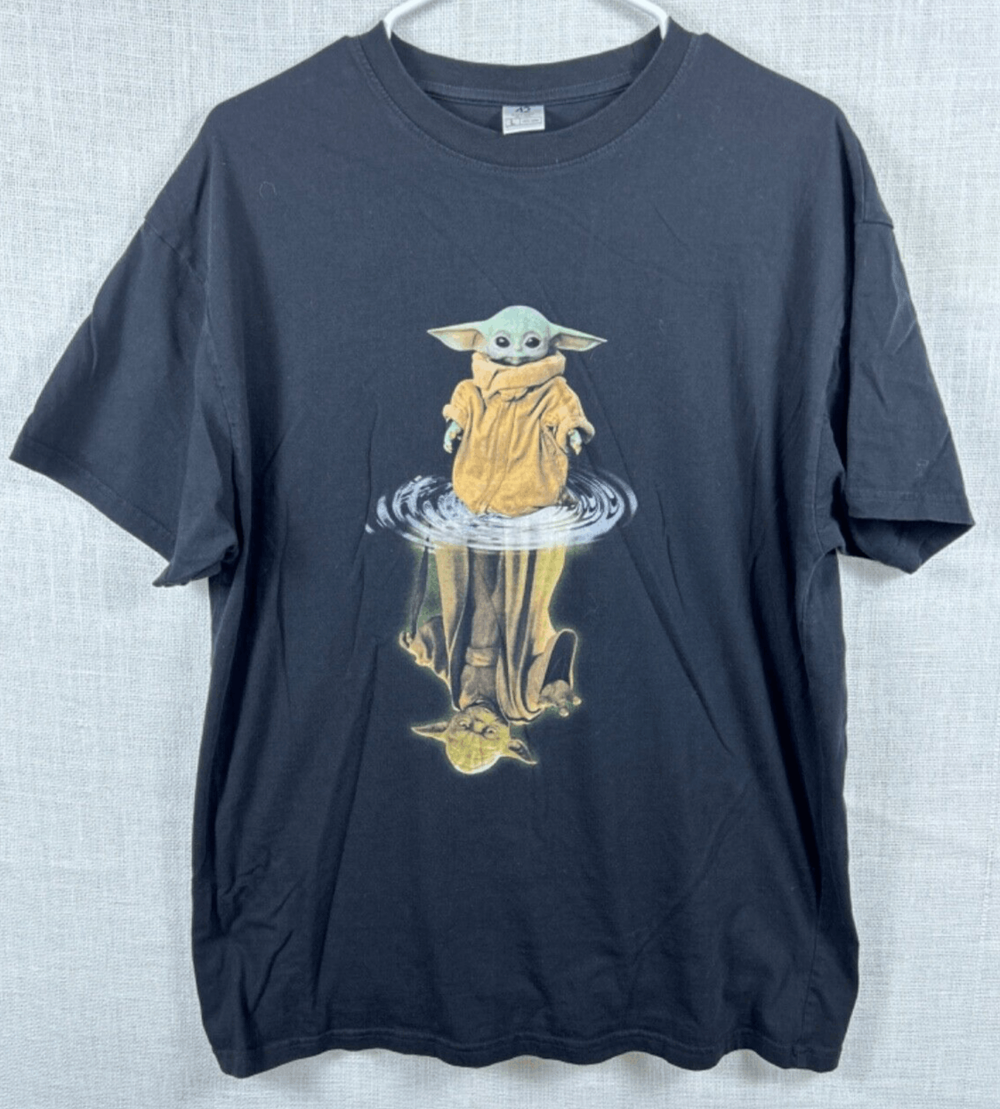 EUC 42 Cotton Black Madalorian-The Child/Yoda Reflection T-shirt, Large