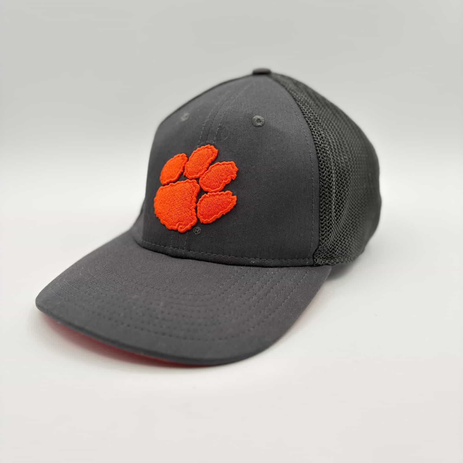 Nike DriFit Clemson Tigers Legacy91 Fitted Paw Logo Gray Cap Size M/L