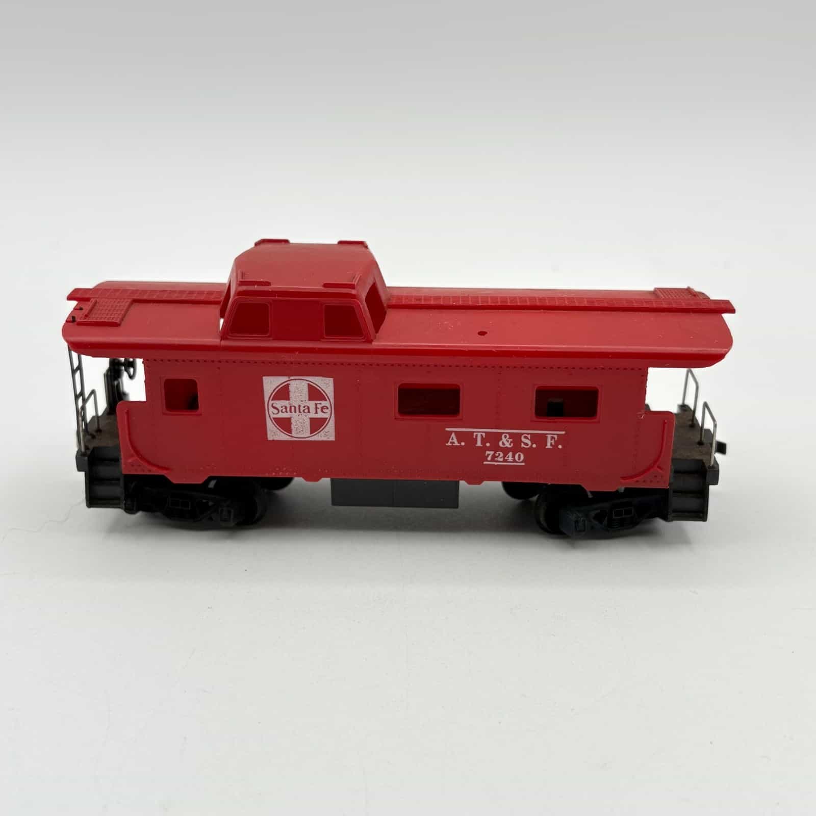 TYCO HO Scale #7240 AT&SF Santa Fe Red Caboose