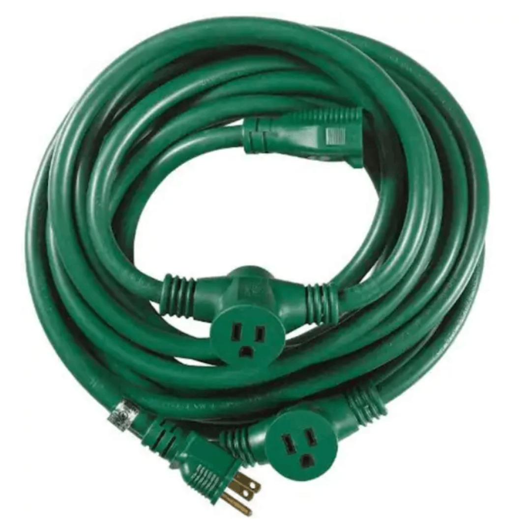 Woods 3030 25 ft. 14/3 Multi-Outlet (3) Garden Outdoor Medium-Duty Extension Cord, Green