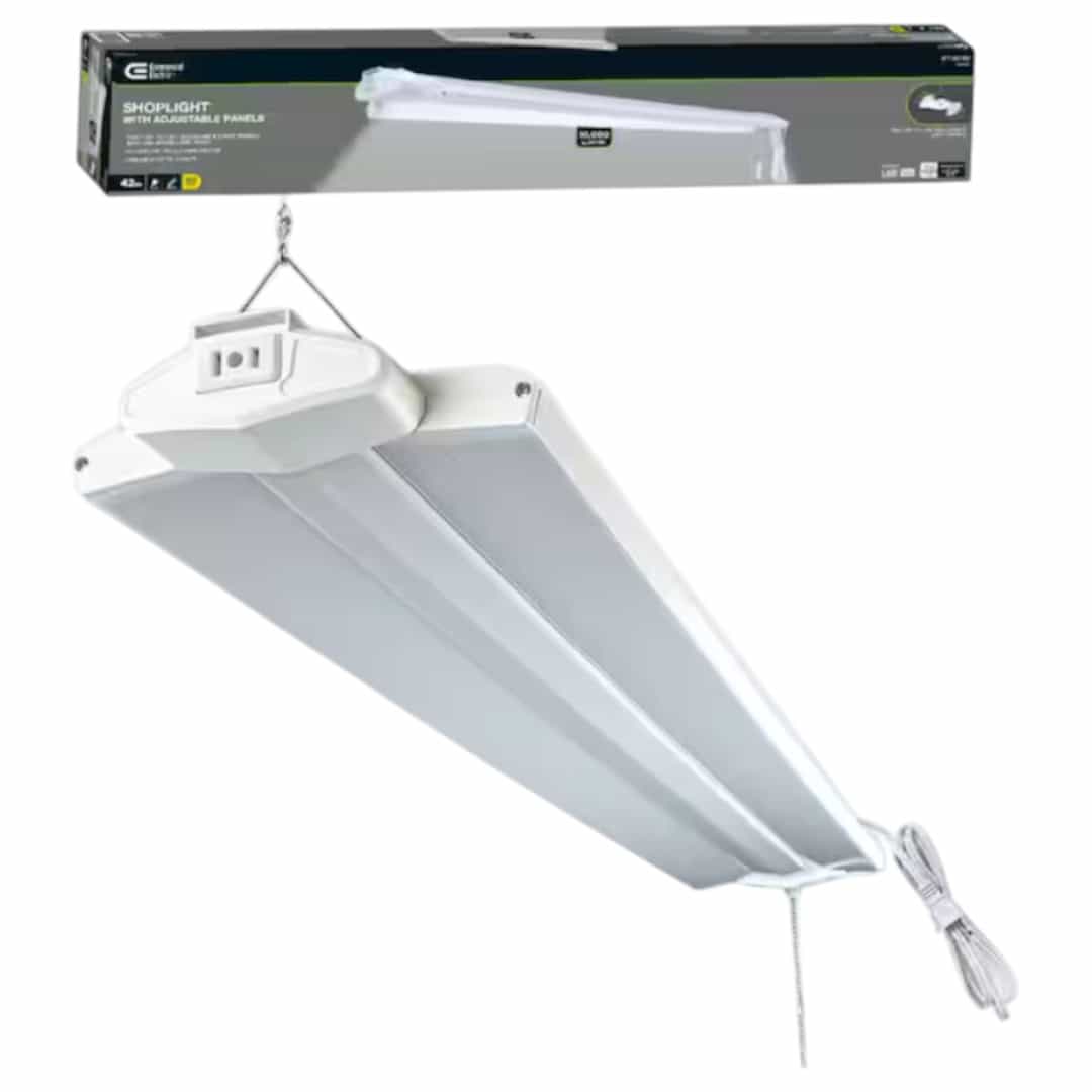 Commercial Electric B02010601A 3.3 ft. Adjustable Lens Linkable Integrated LED White Shop Light with Pull Chain 10,000LM Bright White 4000K 5ft. Cord