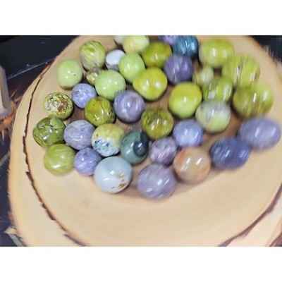 10pcs-a-set-of-natural-quartz-crystal-jasper-palm-stone-polished-healing