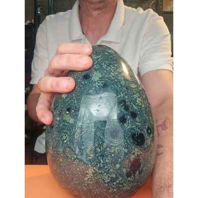 15-2lb-natural-kambaba-jasper-quartz-crystal-with-jade-ring-stand