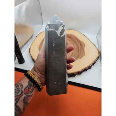 3-14lb-1000-eye-jasper-quartz-tower-9in-tall-has-chip-on-top