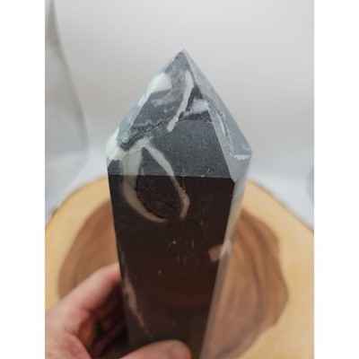 3-14lb-1000-eye-jasper-quartz-tower-9in-tall-has-chip-on-top