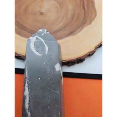 3-14lb-1000-eye-jasper-quartz-tower-9in-tall-has-chip-on-top