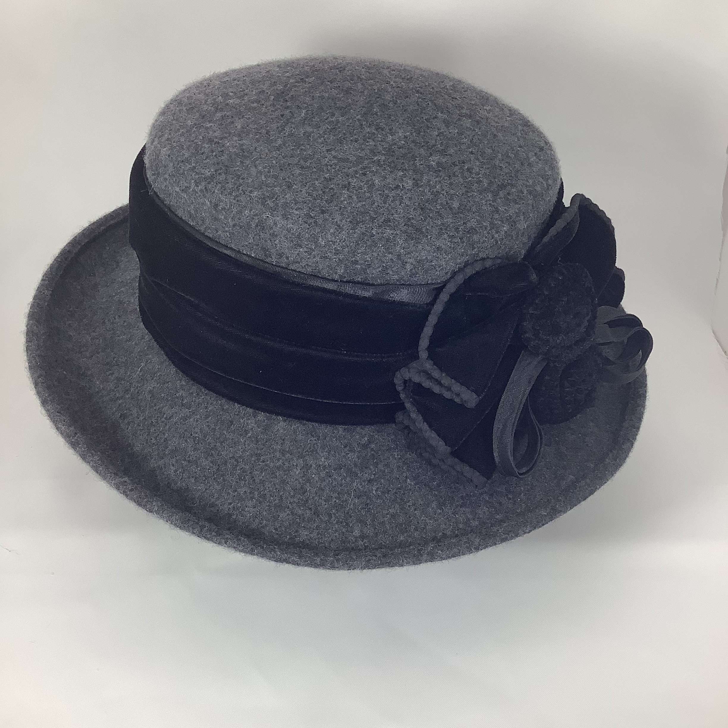 galliano-sorbatti-ladies-hat-gray-wool