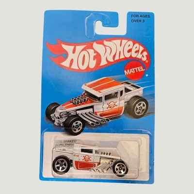 Hot Wheels Bone Shaker Retro Style Toy DNF 27   ITEM #3529