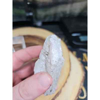 natural-quartz-crystal-pieces-from-fonda-ny-aka-herkimer-diamond-123grams